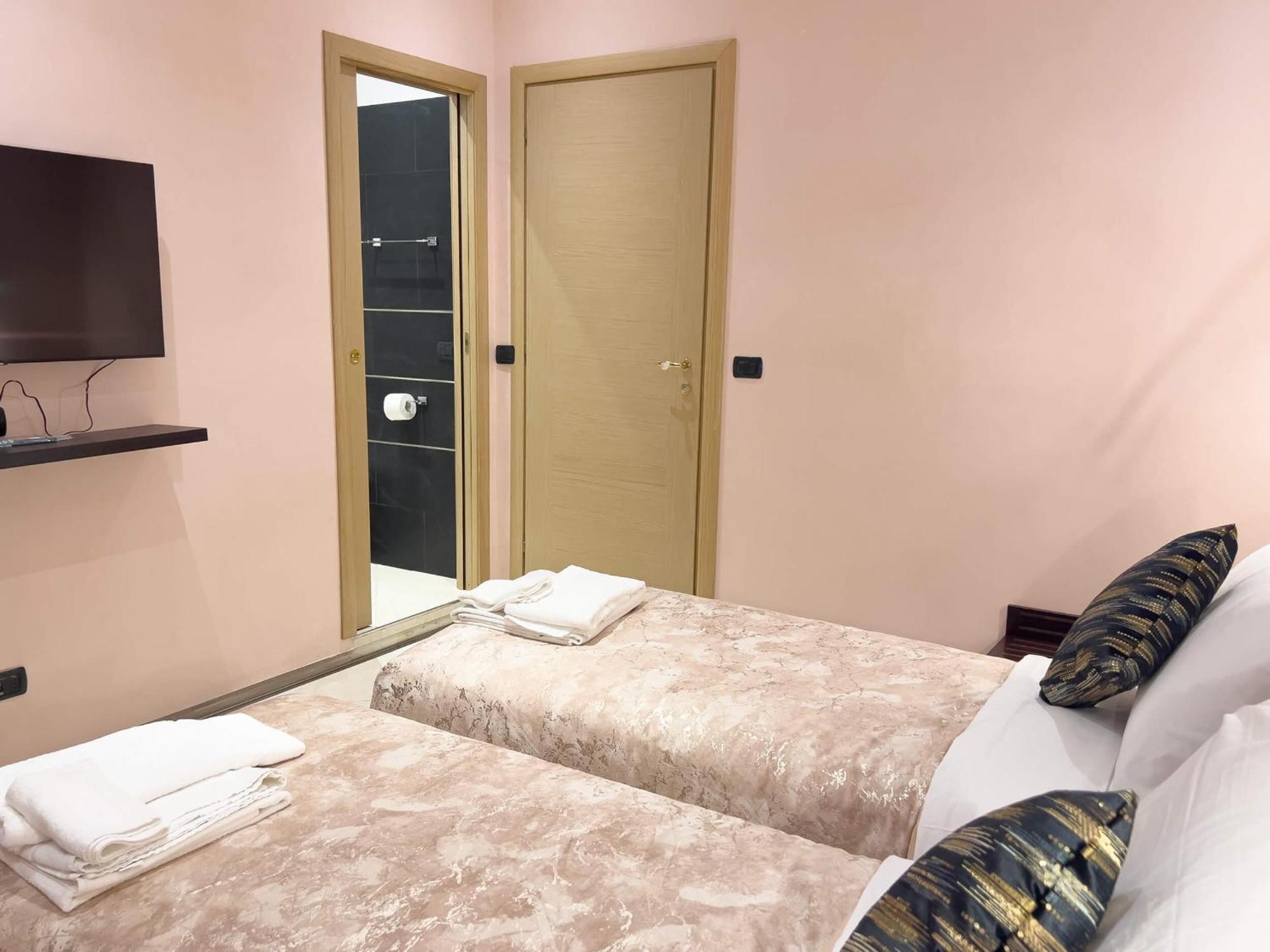 Sofia Guest House Roma Esterno foto