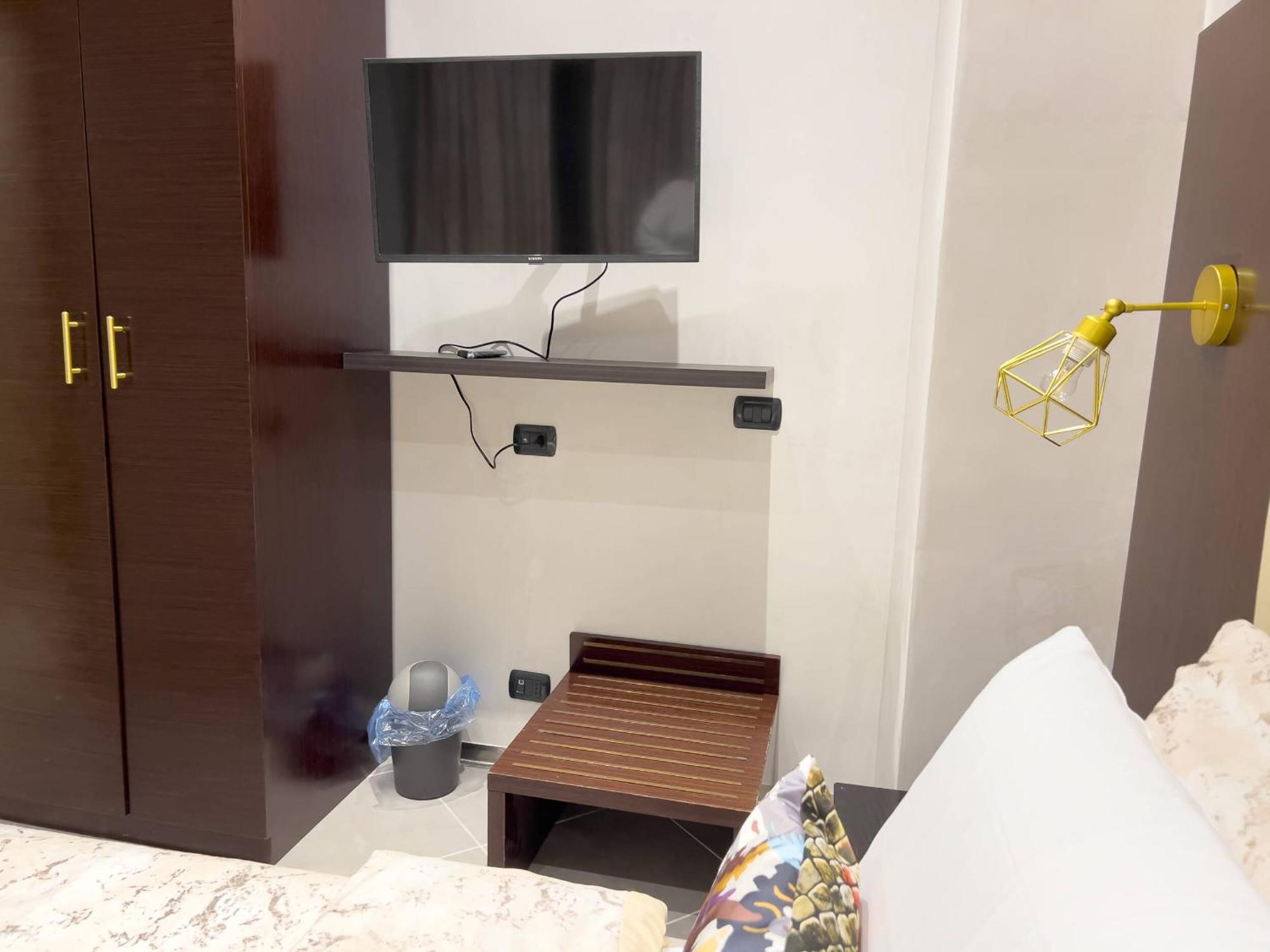 Sofia Guest House Roma Esterno foto
